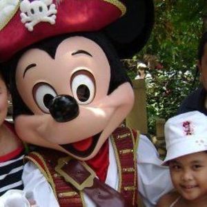 Meet your Posher, Victor roy